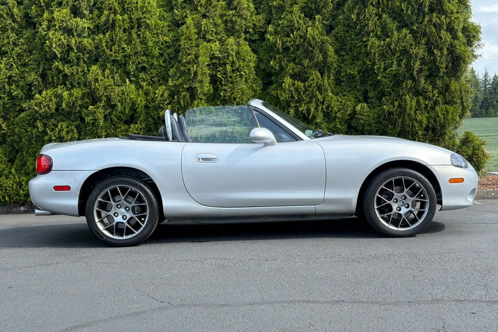 2004 Mazda Mazda MX-5 Miata Cloth