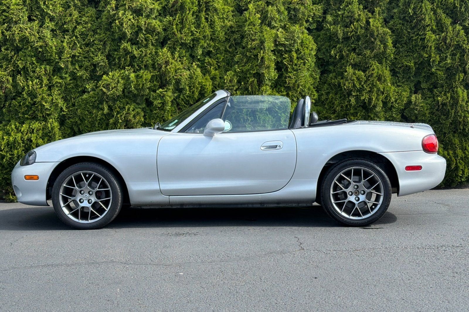 2004 Mazda Mazda MX-5 Miata Cloth