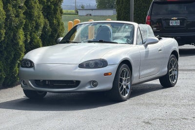 2004 Mazda Mazda MX-5 Miata Cloth