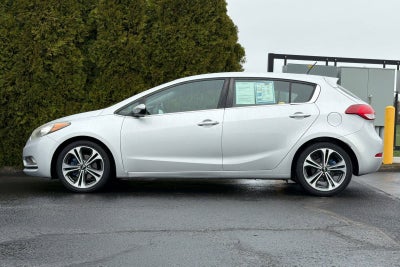 2016 Kia Forte 5-Door EX