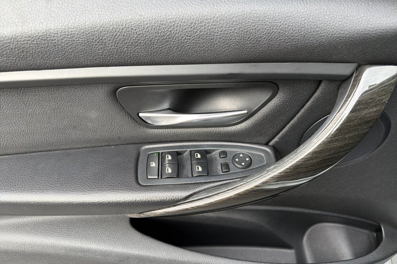 2015 BMW 3 Series 328i