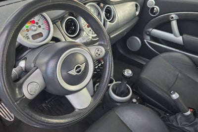 2005 MINI Cooper Hardtop S