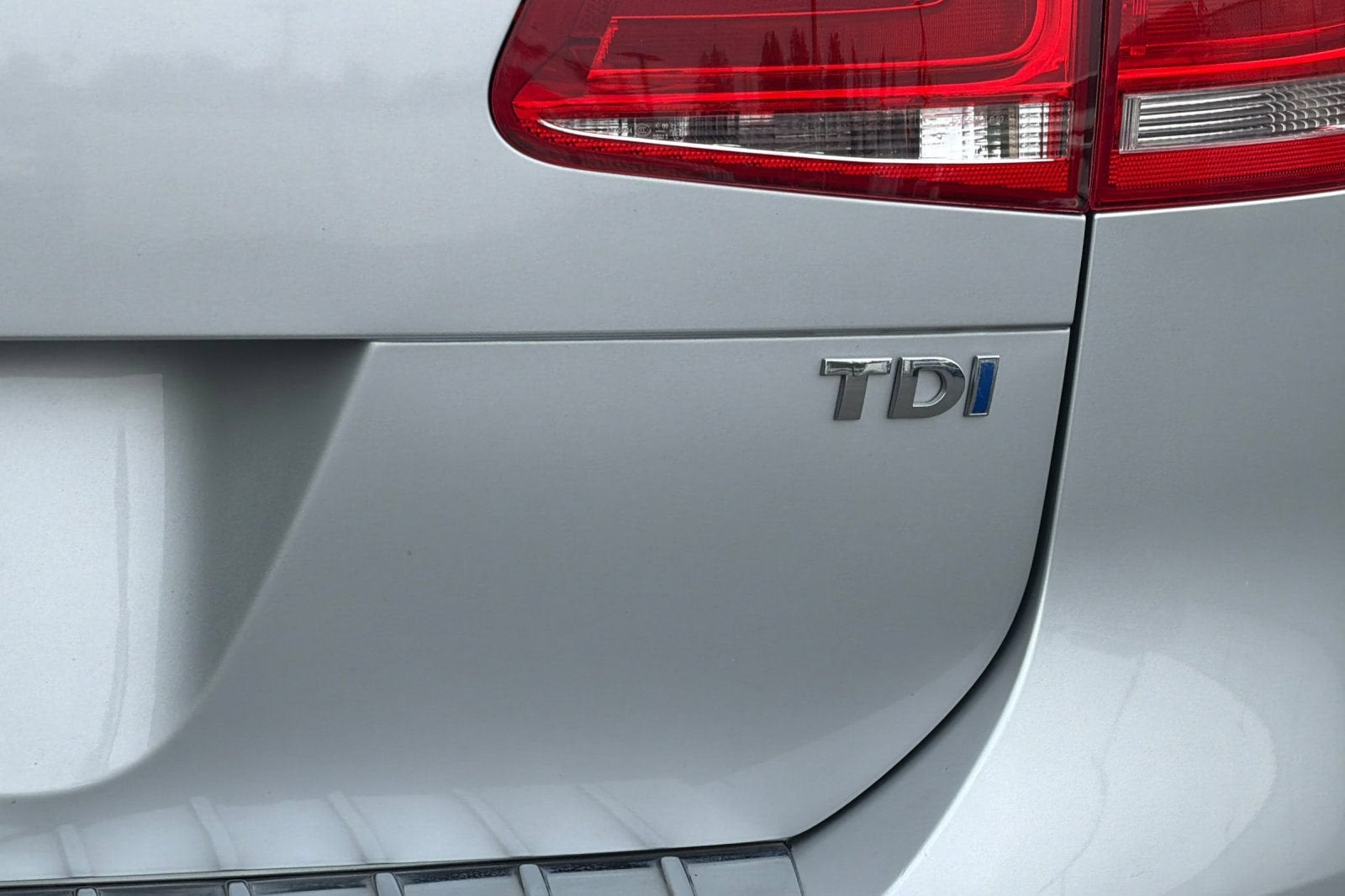 2012 Volkswagen Touareg Sport