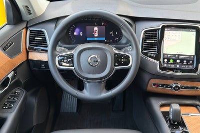 2024 Volvo XC90 Plus Bright Theme