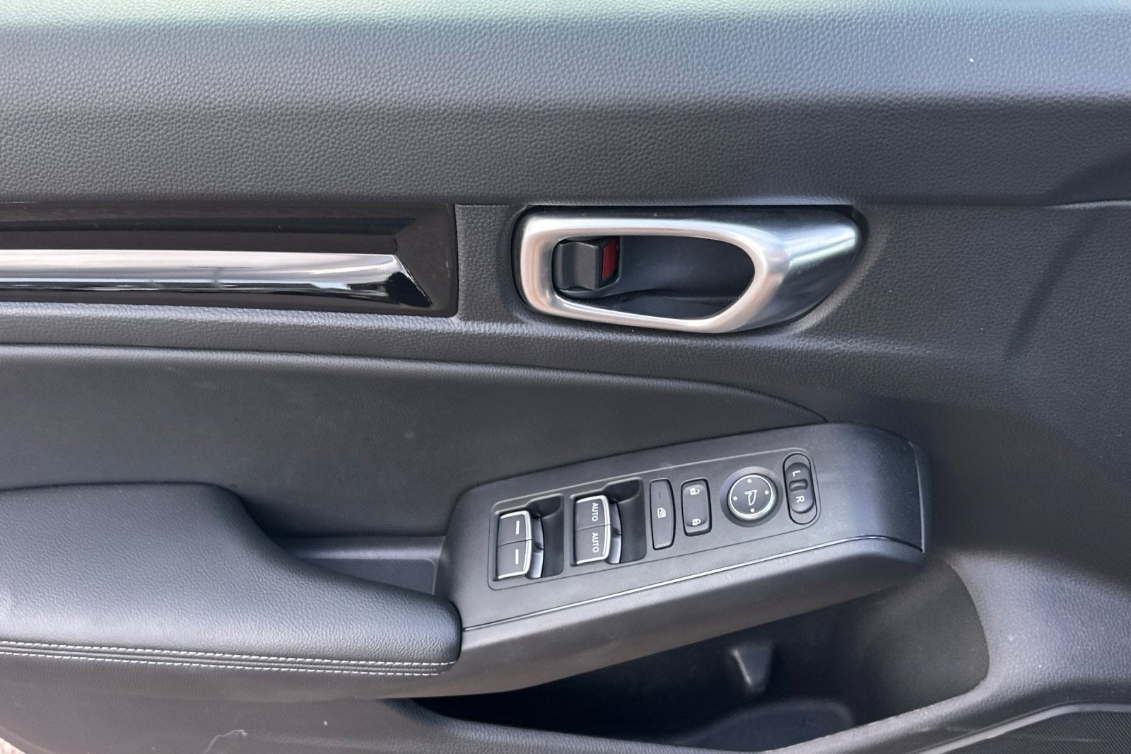 2024 Honda Civic Hatchback EX-L