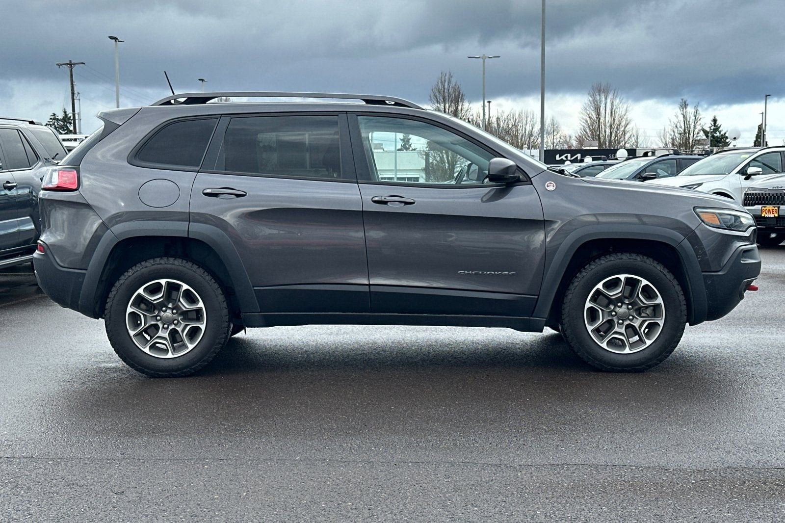 2020 Jeep Cherokee Trailhawk