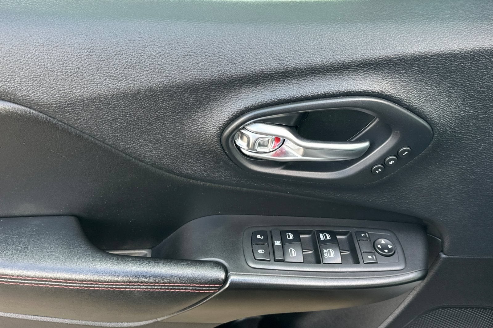 2019 Jeep Cherokee Trailhawk Elite