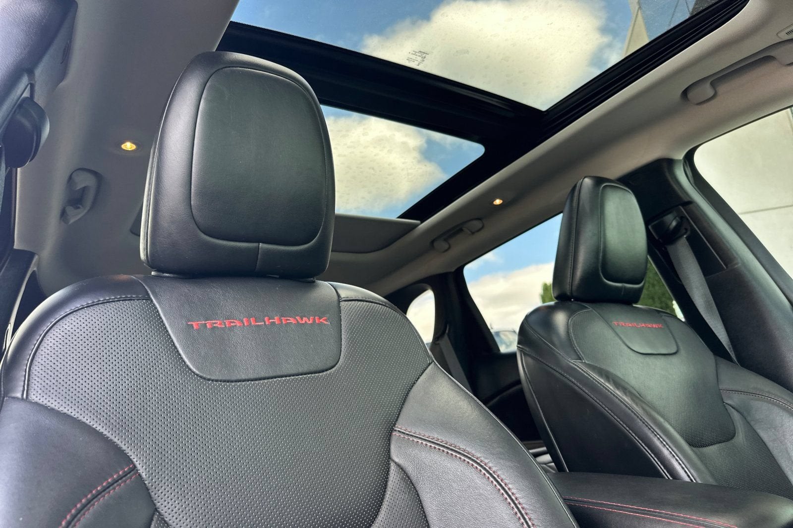 2019 Jeep Cherokee Trailhawk Elite