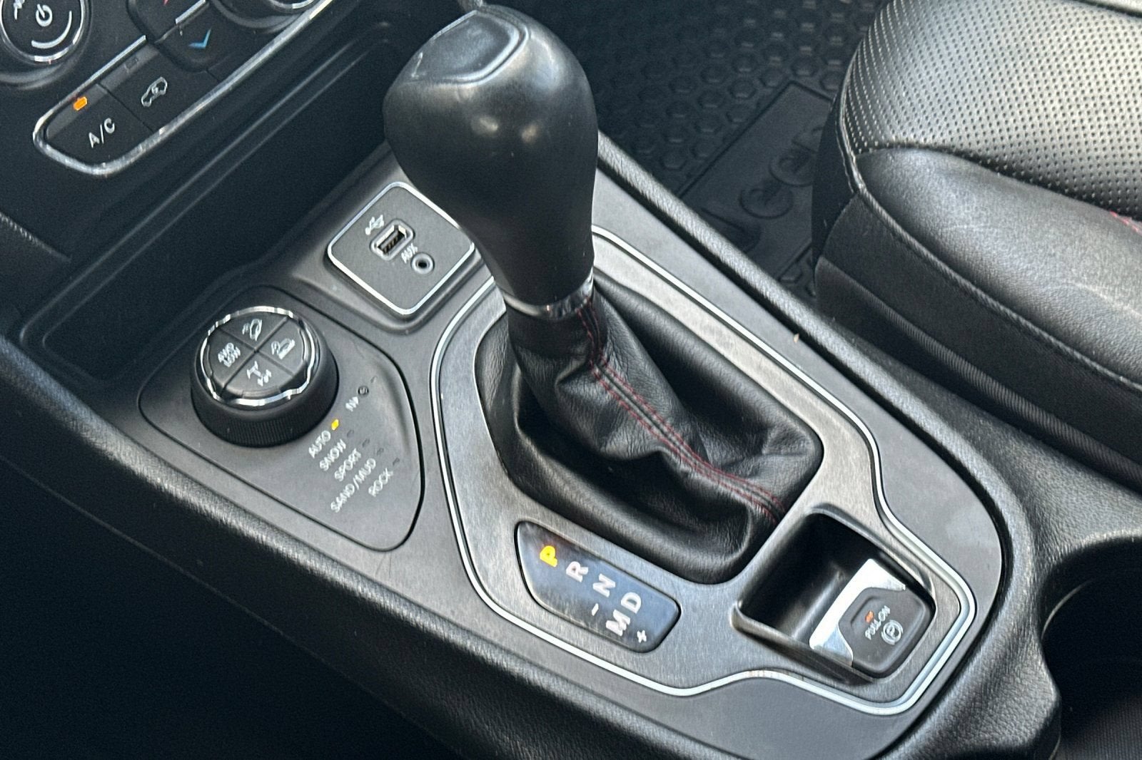 2019 Jeep Cherokee Trailhawk Elite