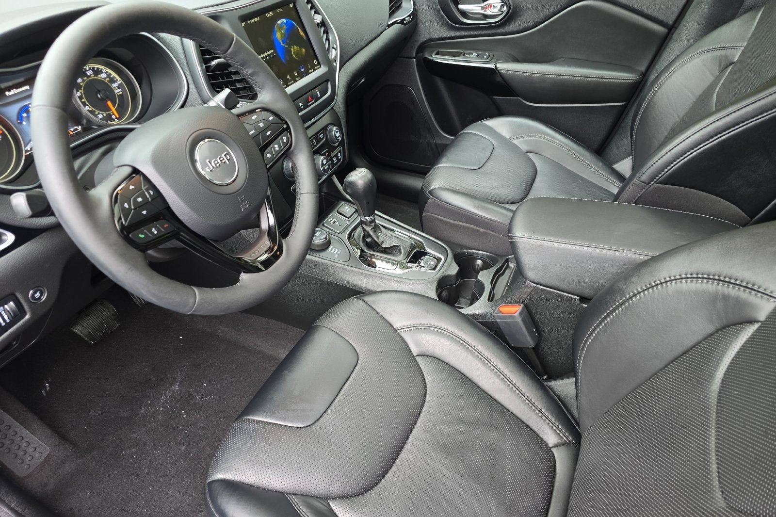 2023 Jeep Cherokee Altitude Lux