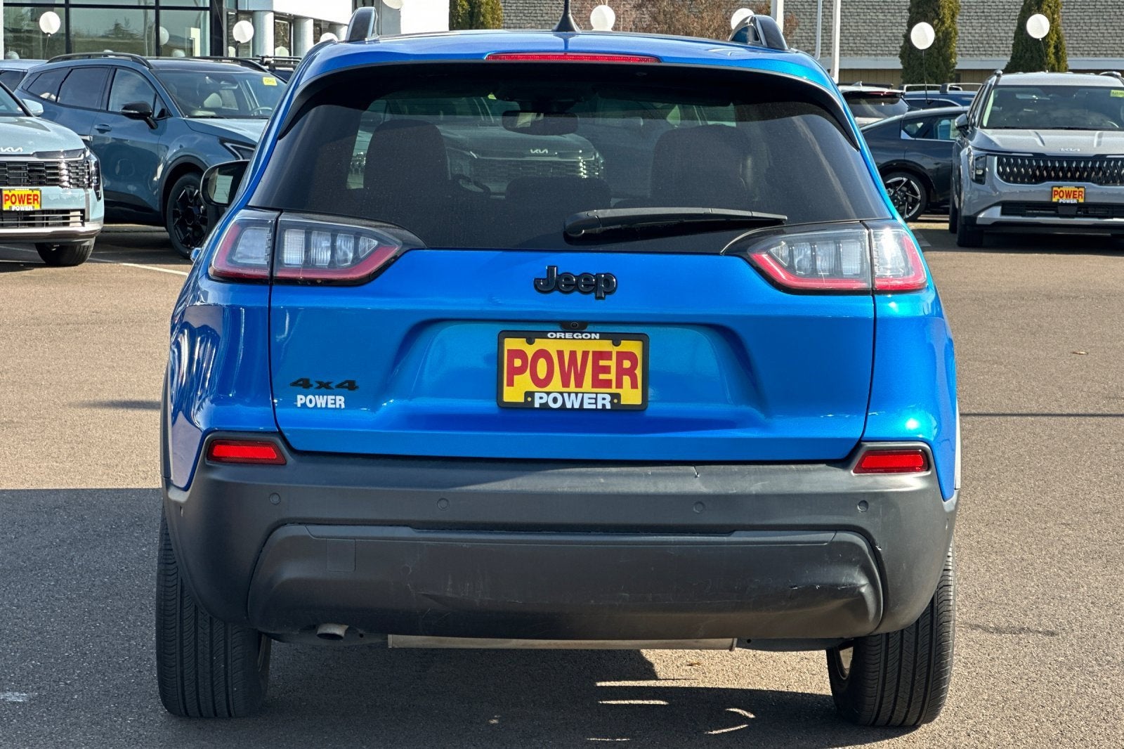 2023 Jeep Cherokee Altitude Lux