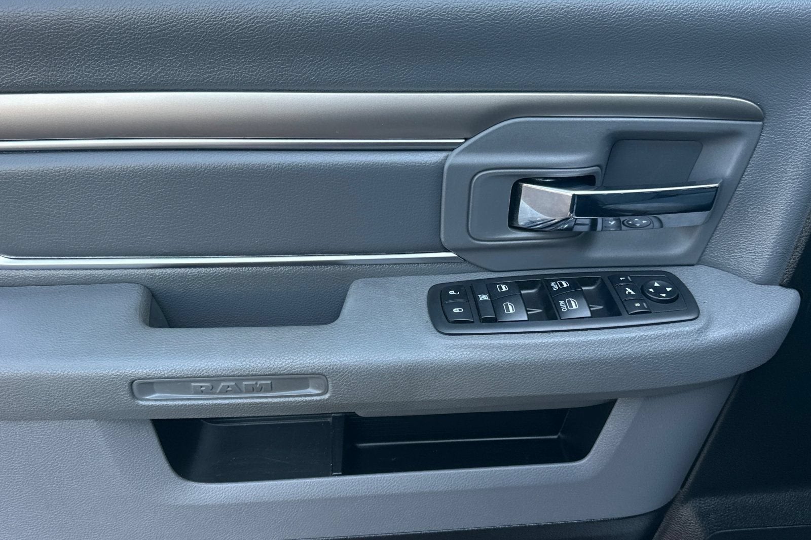 2019 RAM 1500 Classic SLT