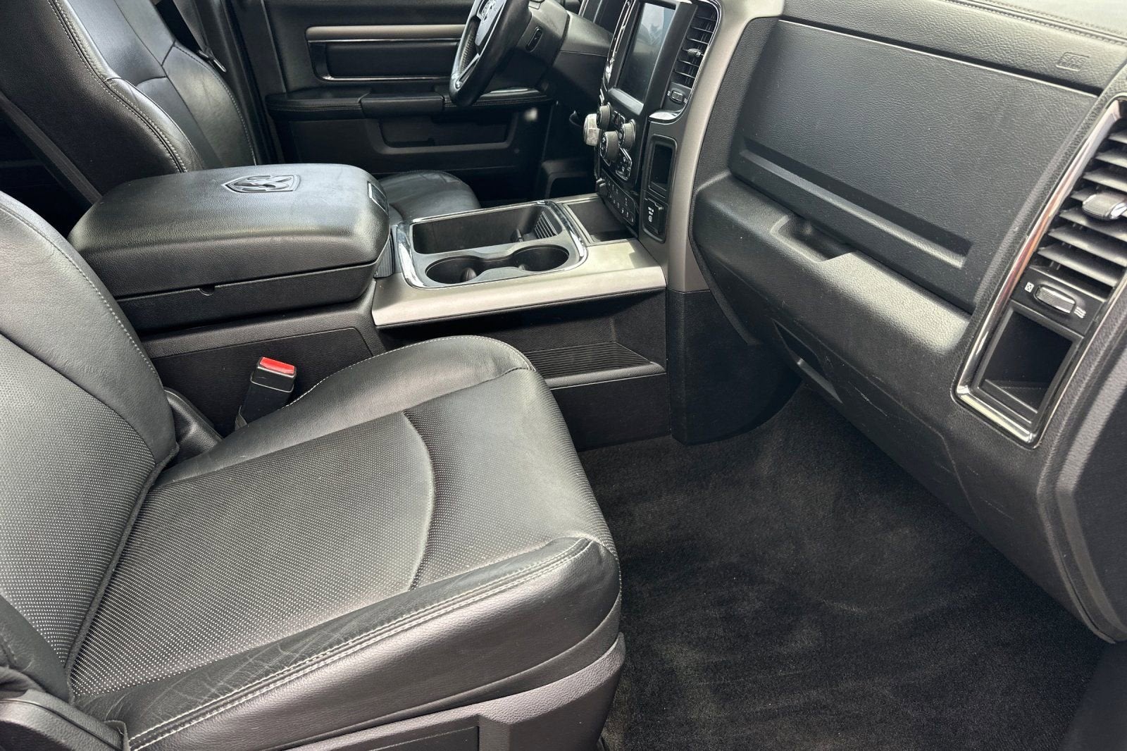 2016 RAM 1500 Sport