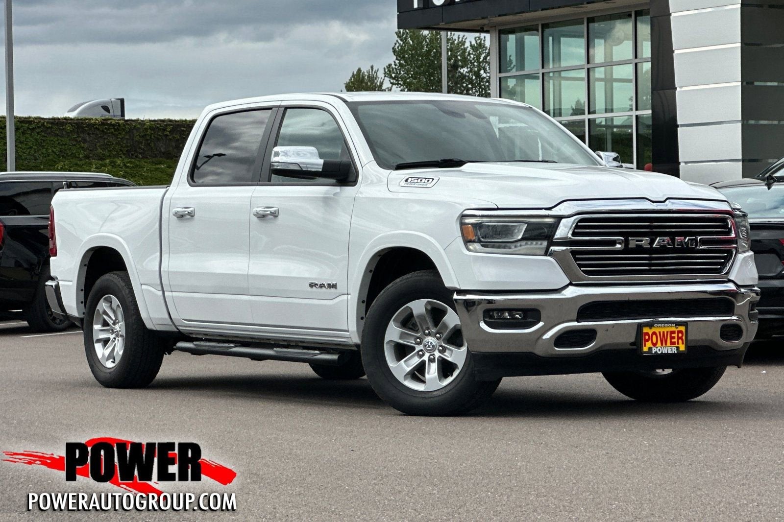 2022 RAM 1500 Laramie 4x4 Crew Cab 5'7's photo