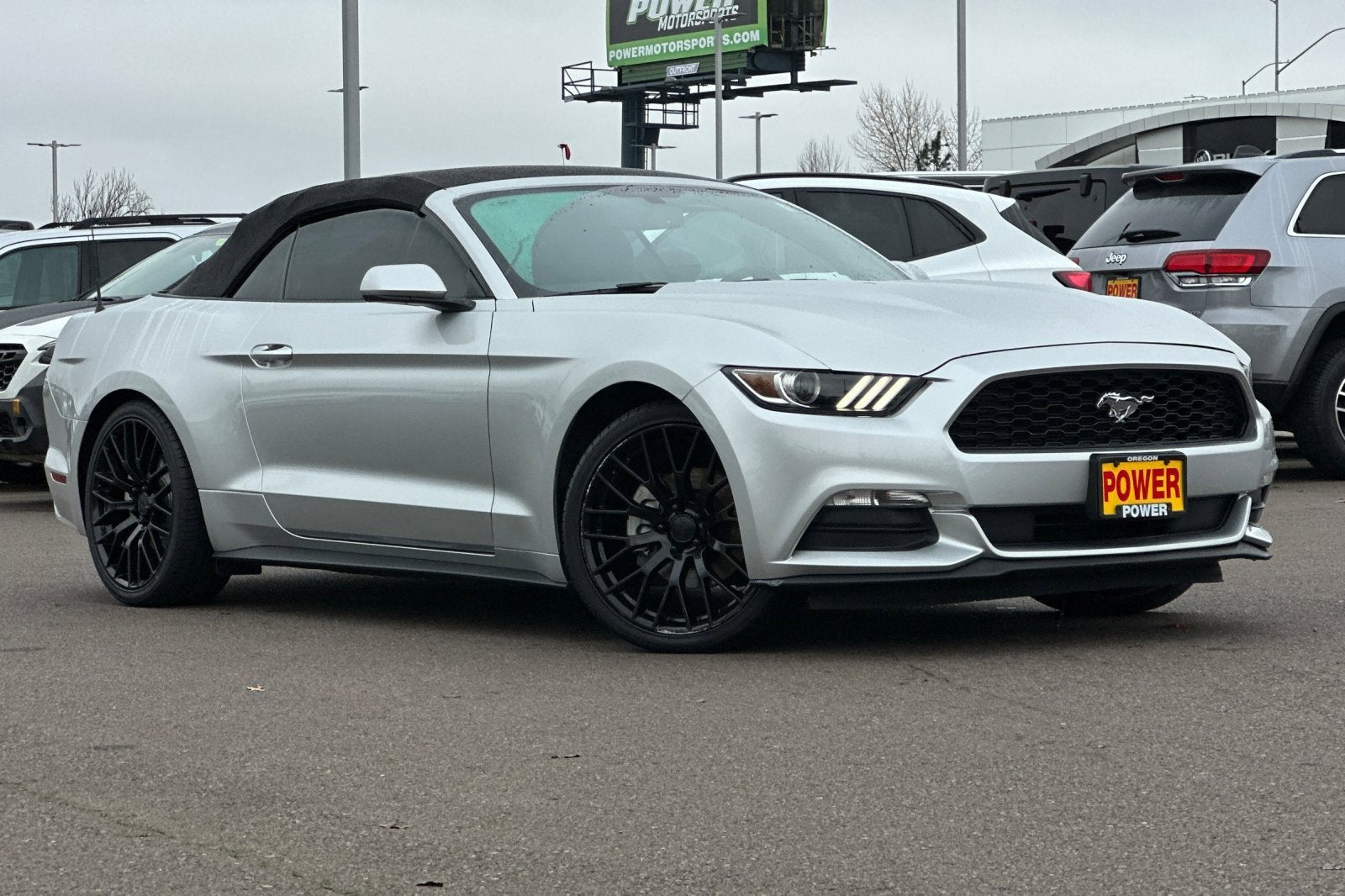 2017 Ford Mustang V6