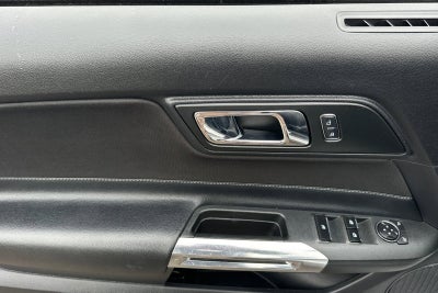 2017 Ford Mustang V6