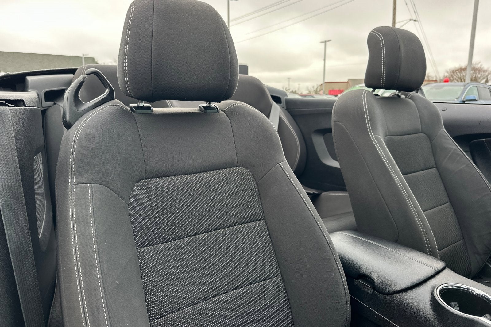 2017 Ford Mustang V6