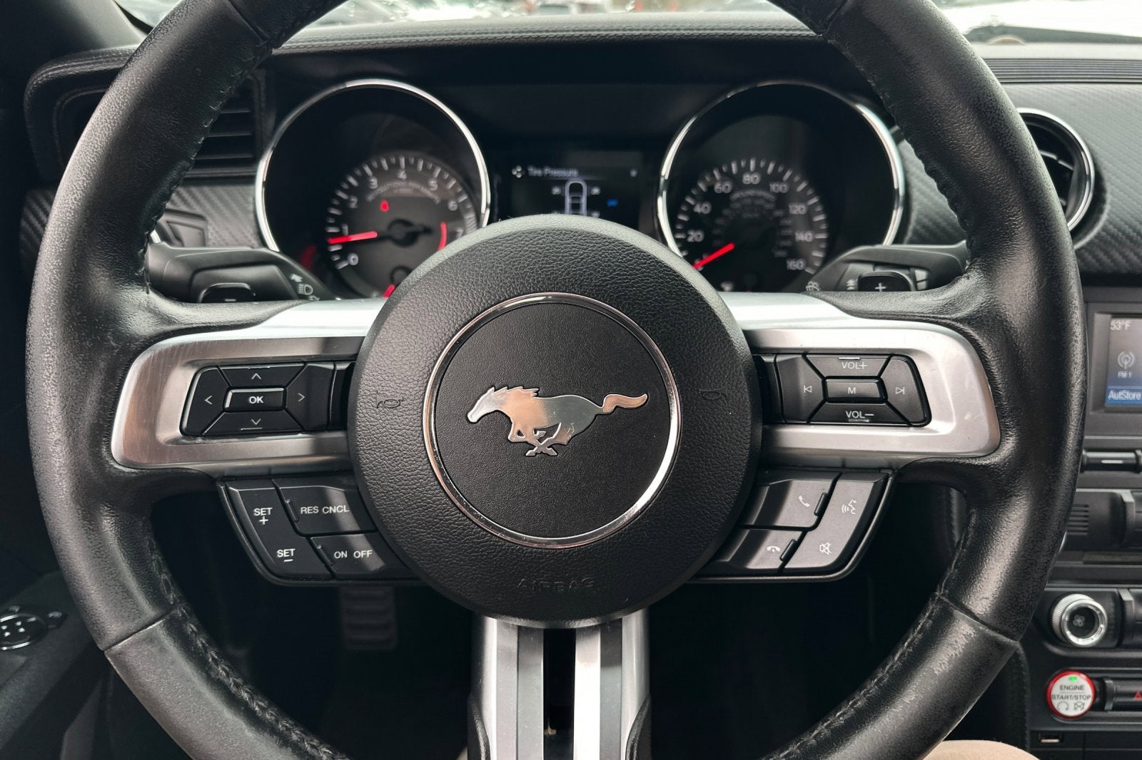 2017 Ford Mustang V6