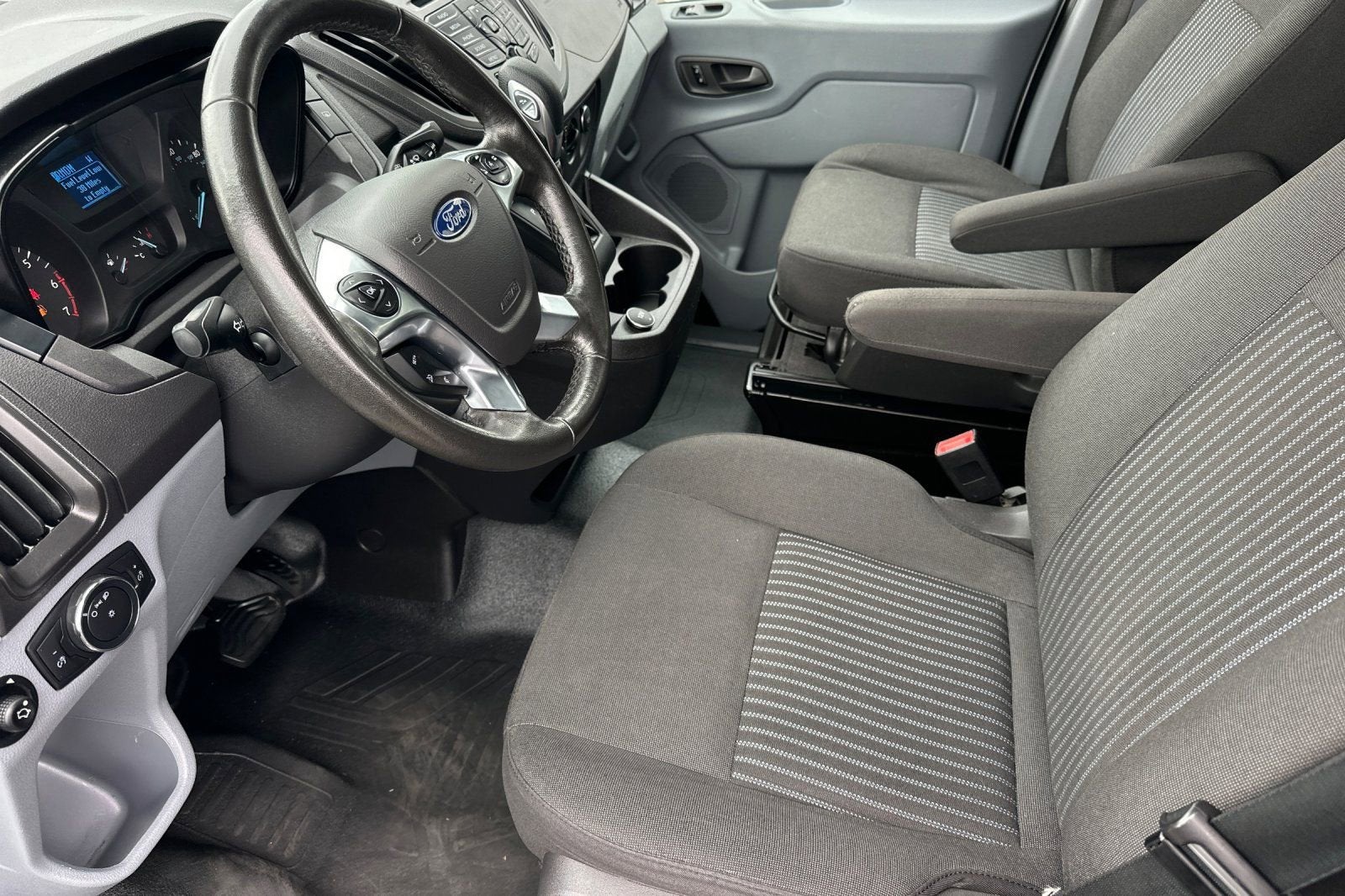 2017 Ford Transit Wagon XL