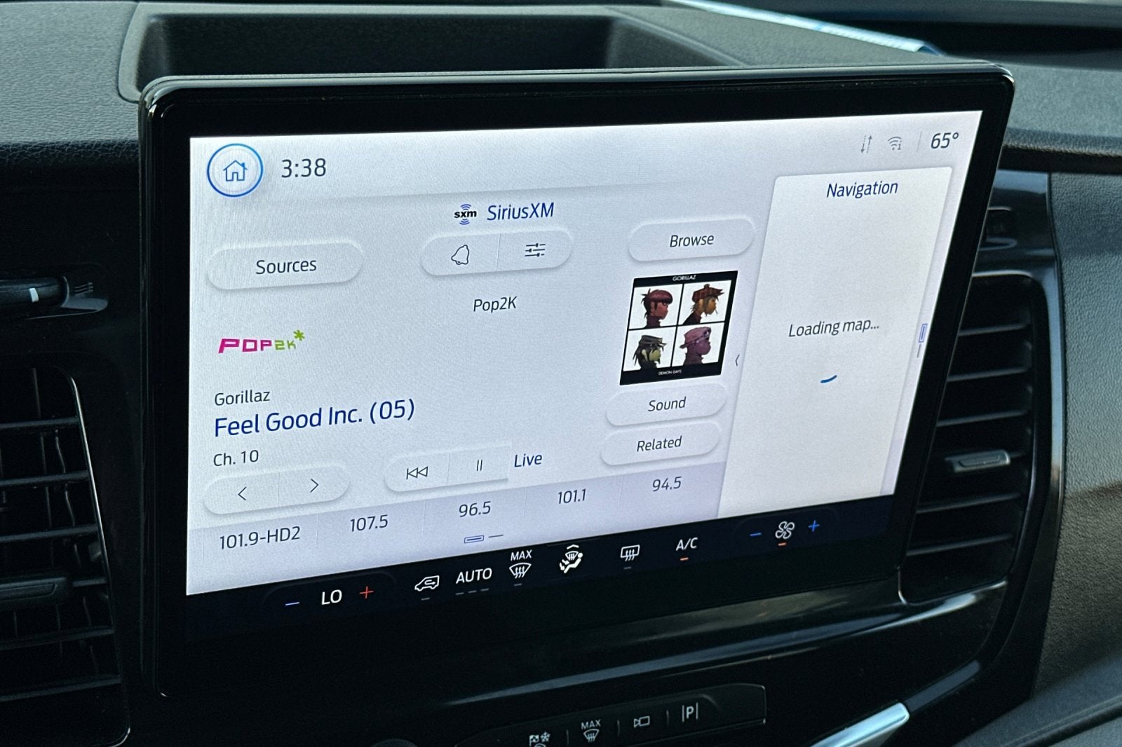 2023 Ford Transit Passenger Wagon XL