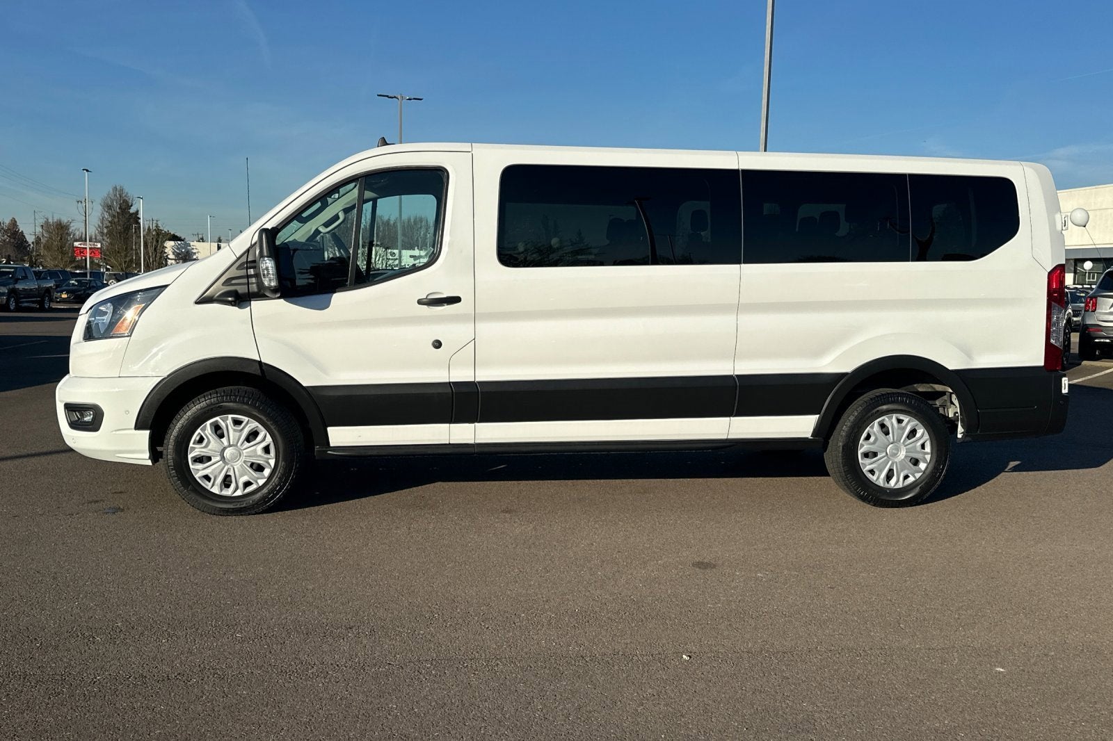 2023 Ford Transit Passenger Wagon XL
