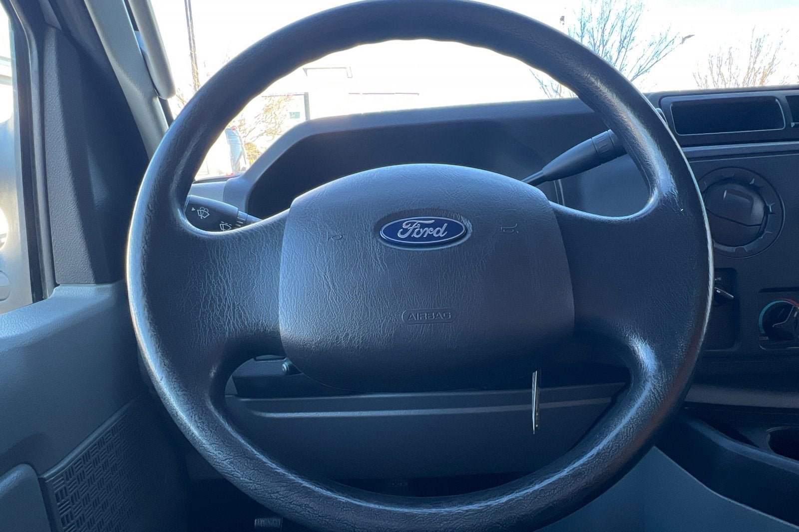 2018 Ford E-Series Cutaway E-450 DRW WB