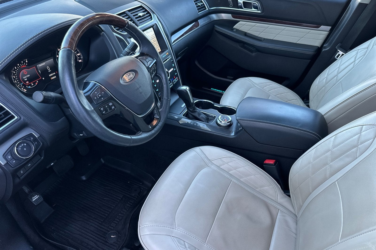 2018 Ford Explorer Platinum