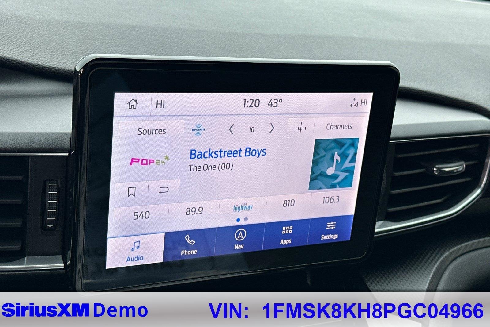 2023 Ford Explorer ST-Line