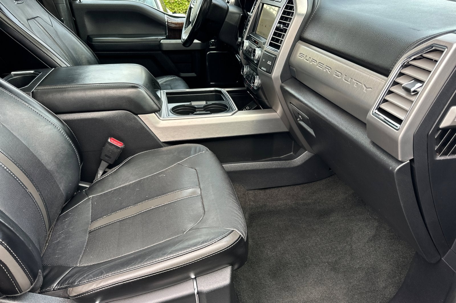 2017 Ford Super Duty F-250 SRW Lariat