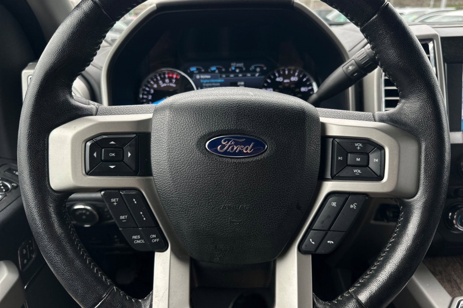 2017 Ford Super Duty F-350 SRW Platinum
