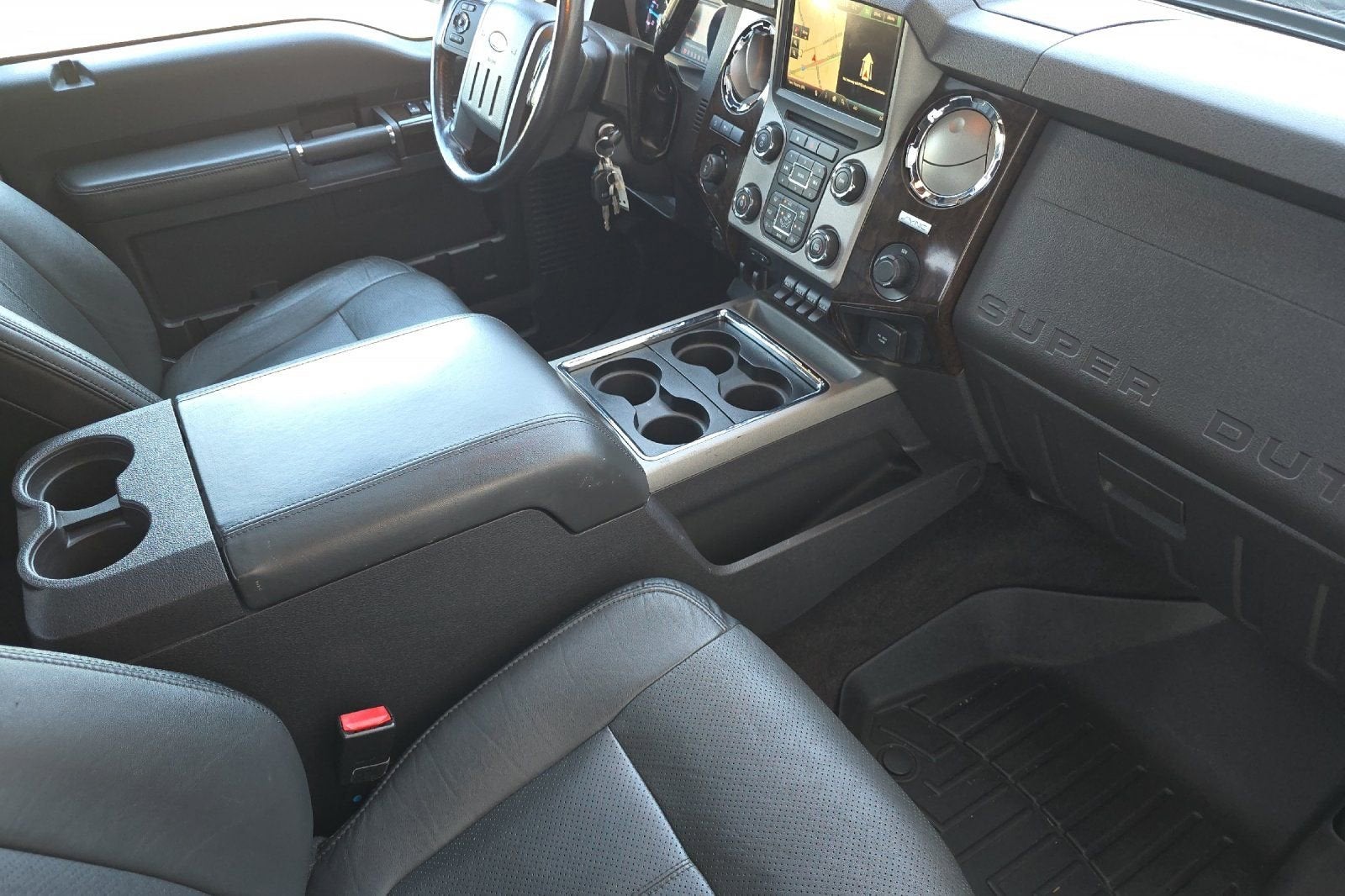 2016 Ford Super Duty F-350 SRW Platinum