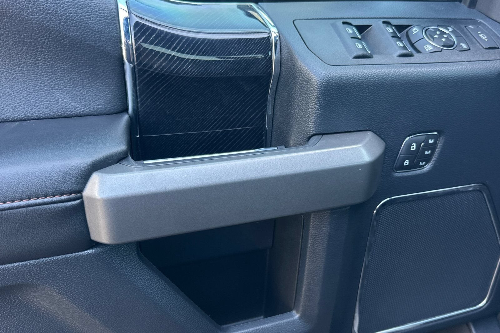 2022 Ford Super Duty F-350 SRW XL