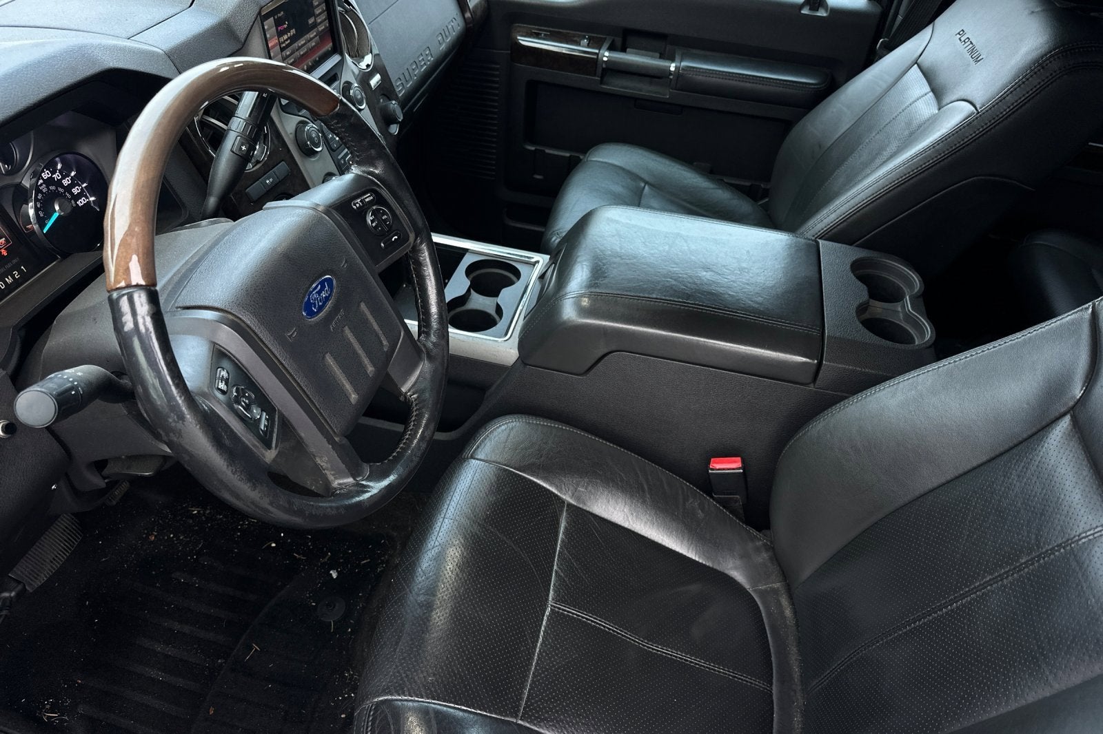 2013 Ford Super Duty F-350 SRW Platinum