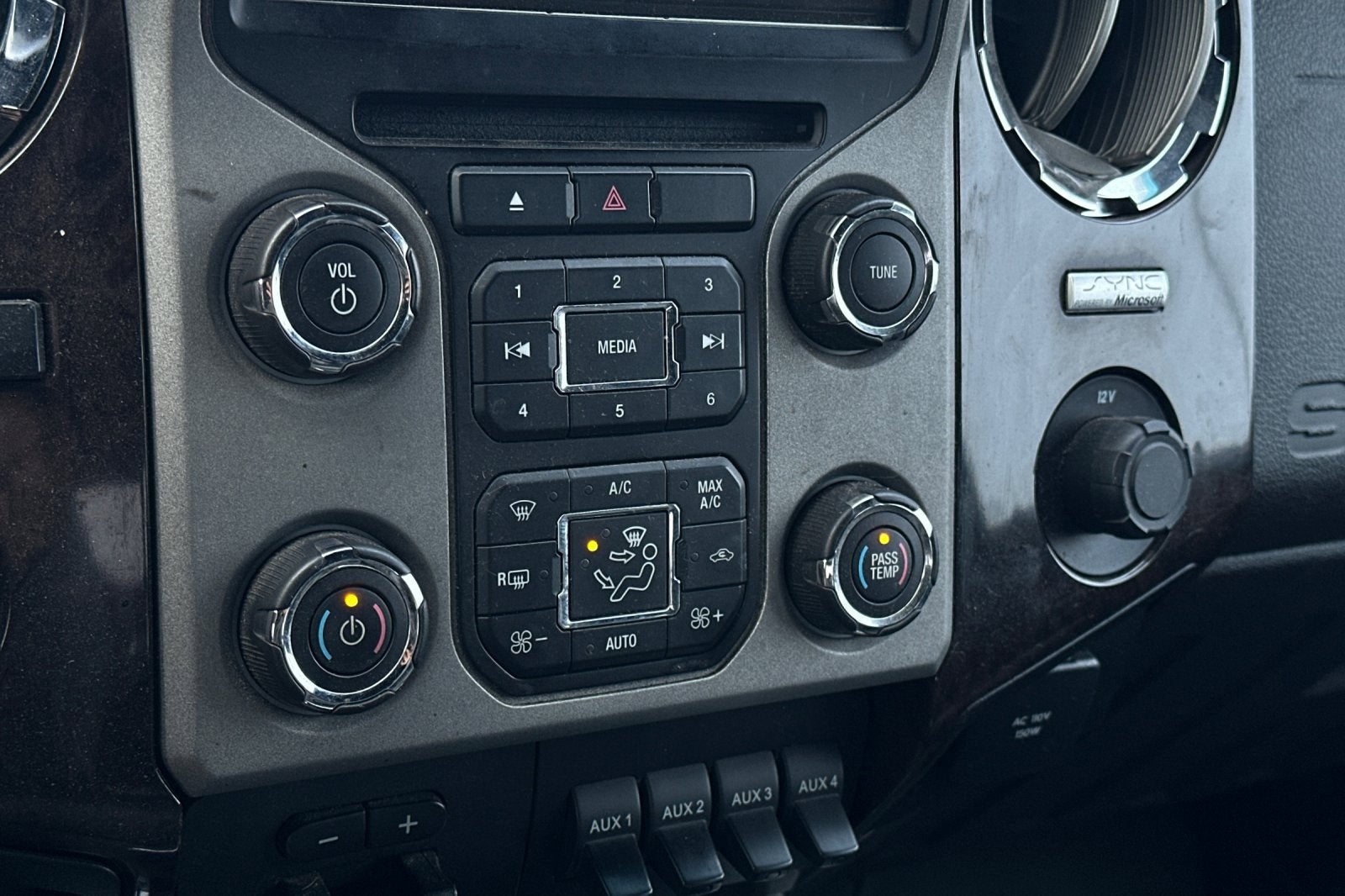 2013 Ford Super Duty F-350 SRW Platinum