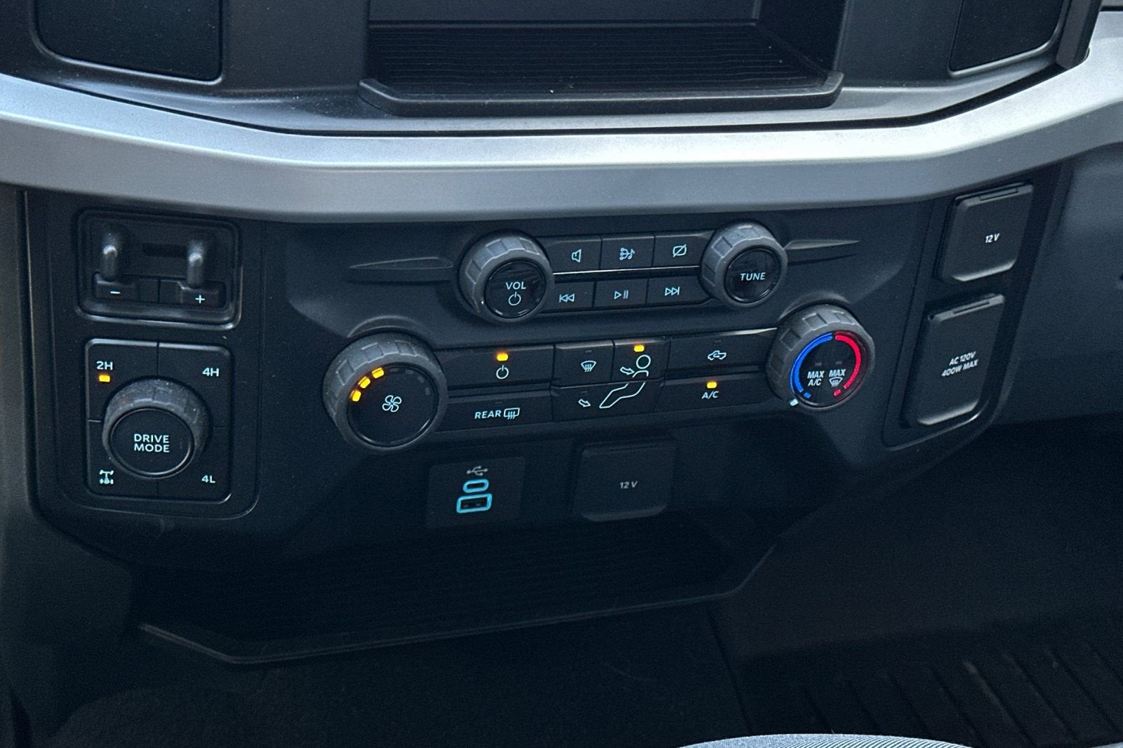2024 Ford Super Duty F-350 SRW XL