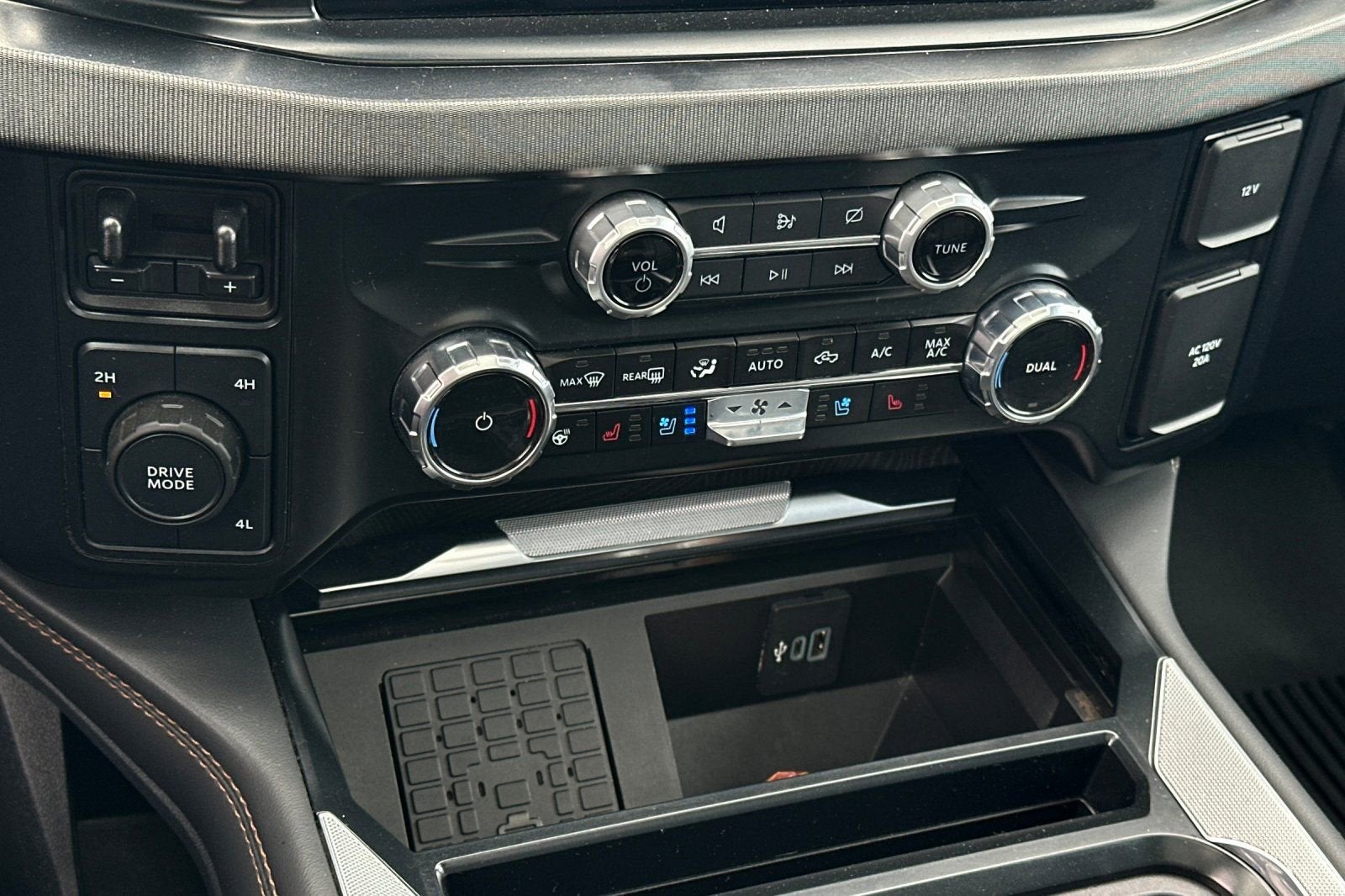 2023 Ford Super Duty F-450 DRW XL
