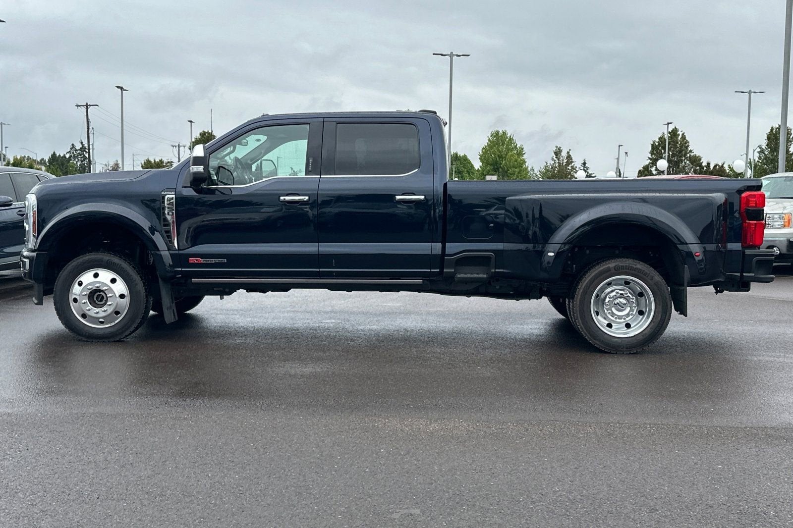 2024 Ford Super Duty F-450 DRW XL