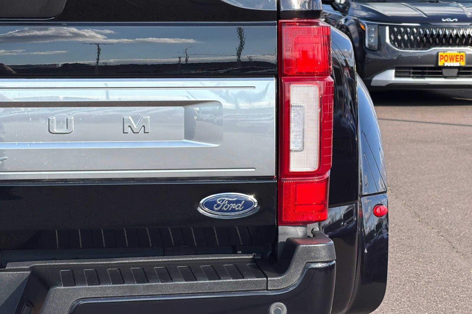 2022 Ford Super Duty F-450 DRW XL