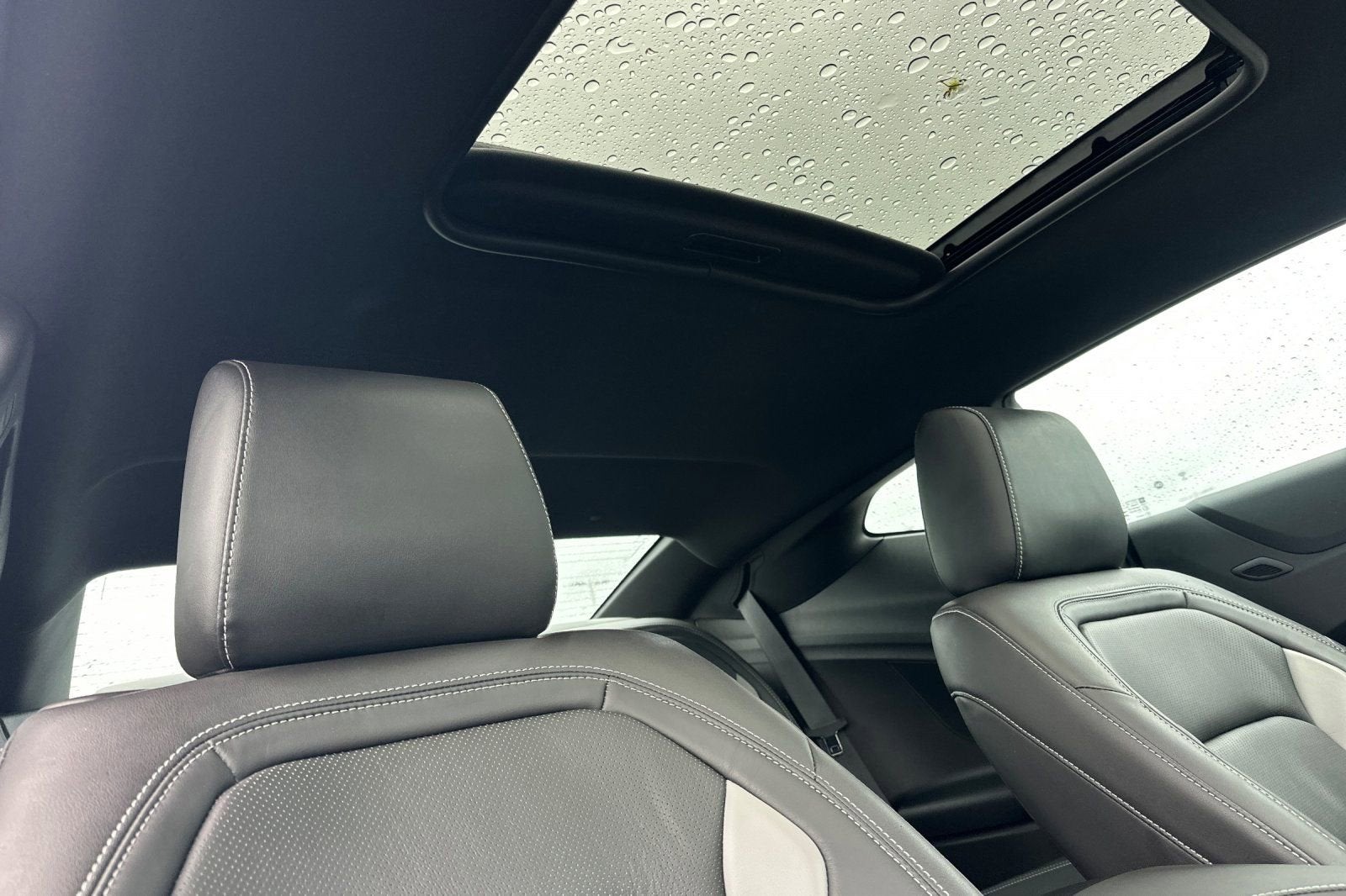 2023 Chevrolet Camaro 2LT