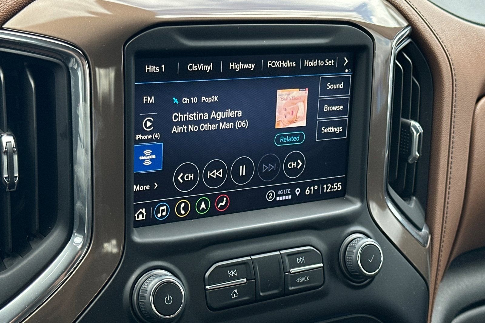 2023 Chevrolet Silverado 3500HD High Country - Photo 17