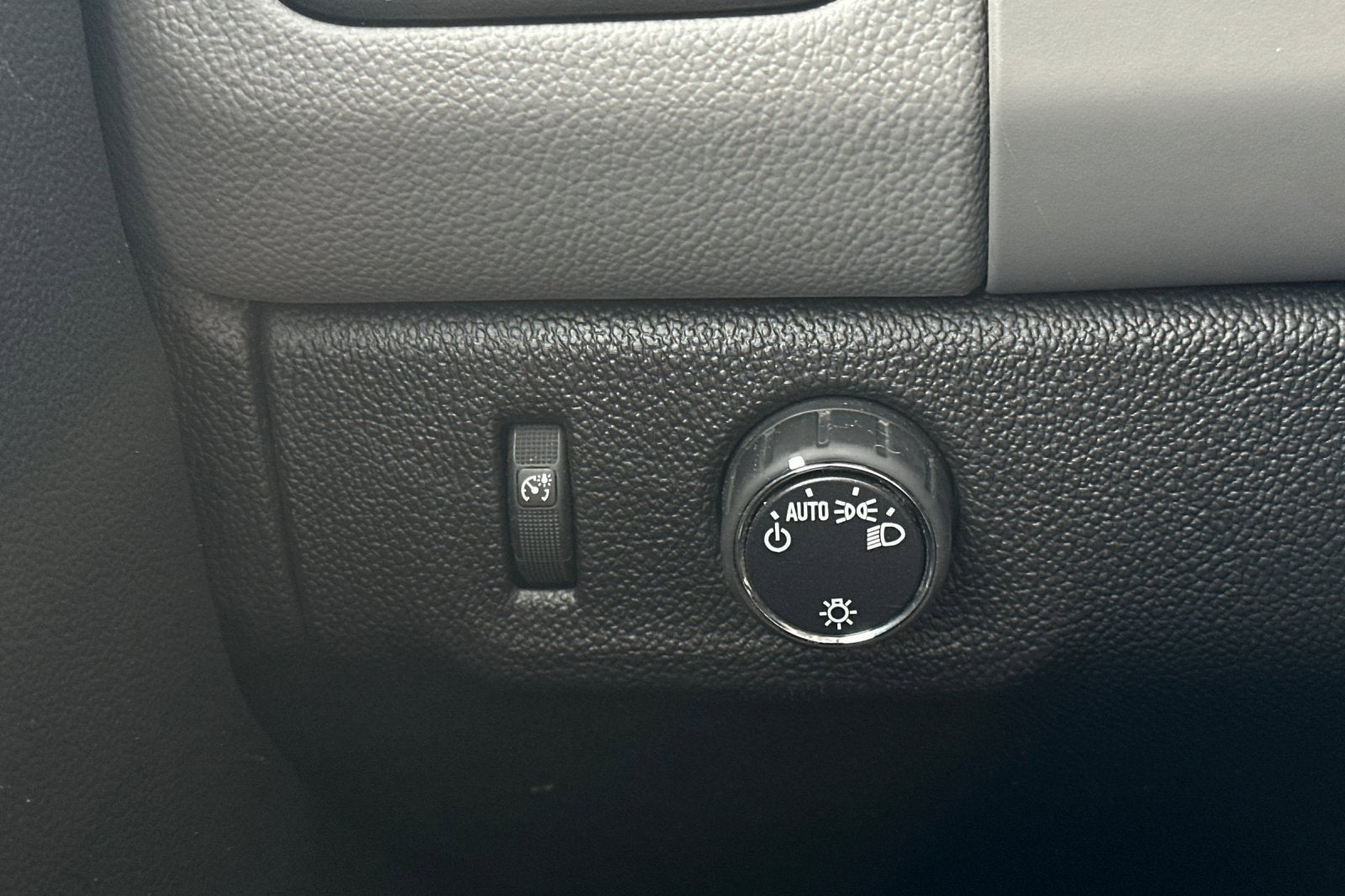 2015 Chevrolet Colorado 2WD Base