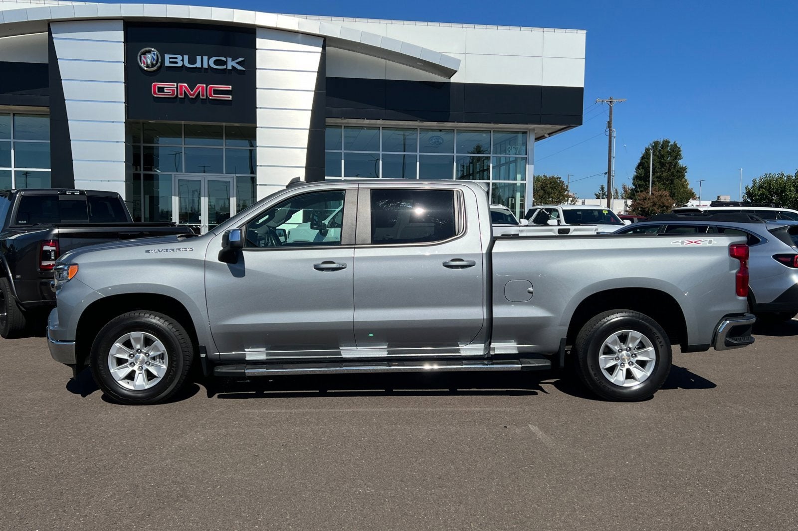 2024 Chevrolet Silverado 1500 LT