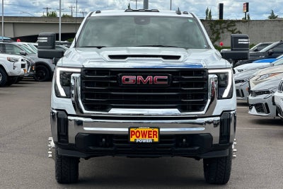 2026 GMC Sierra 3500 HD Chassis Cab Pro