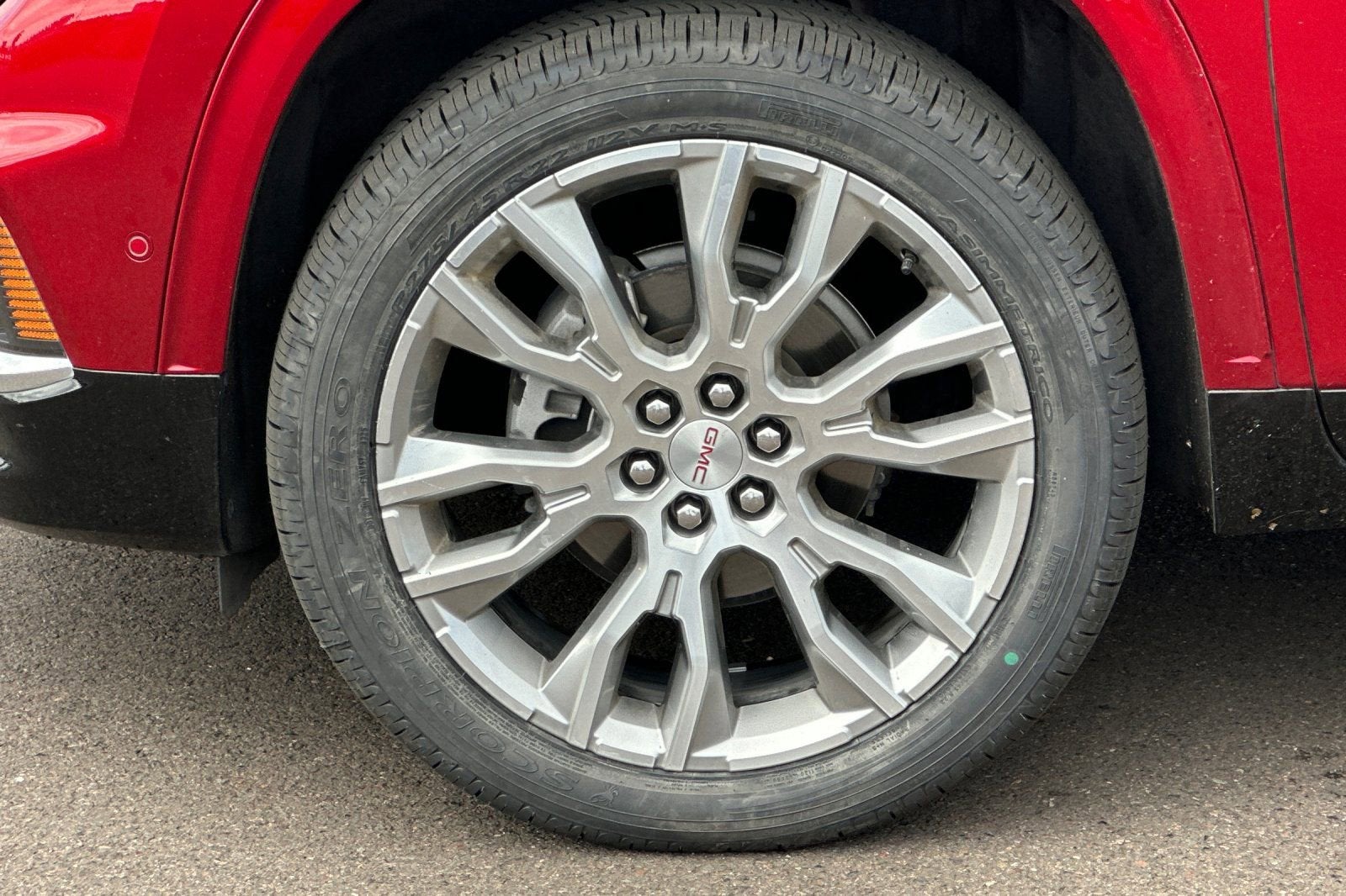 2024 GMC Acadia Denali