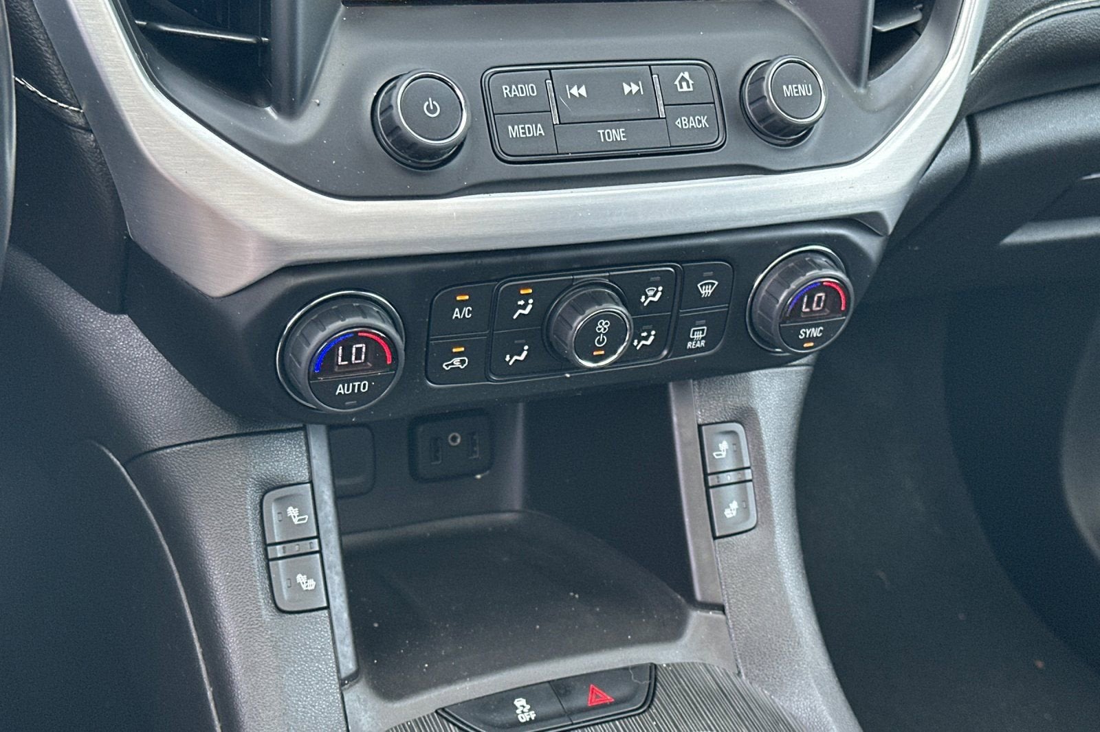 2019 GMC Acadia SLT