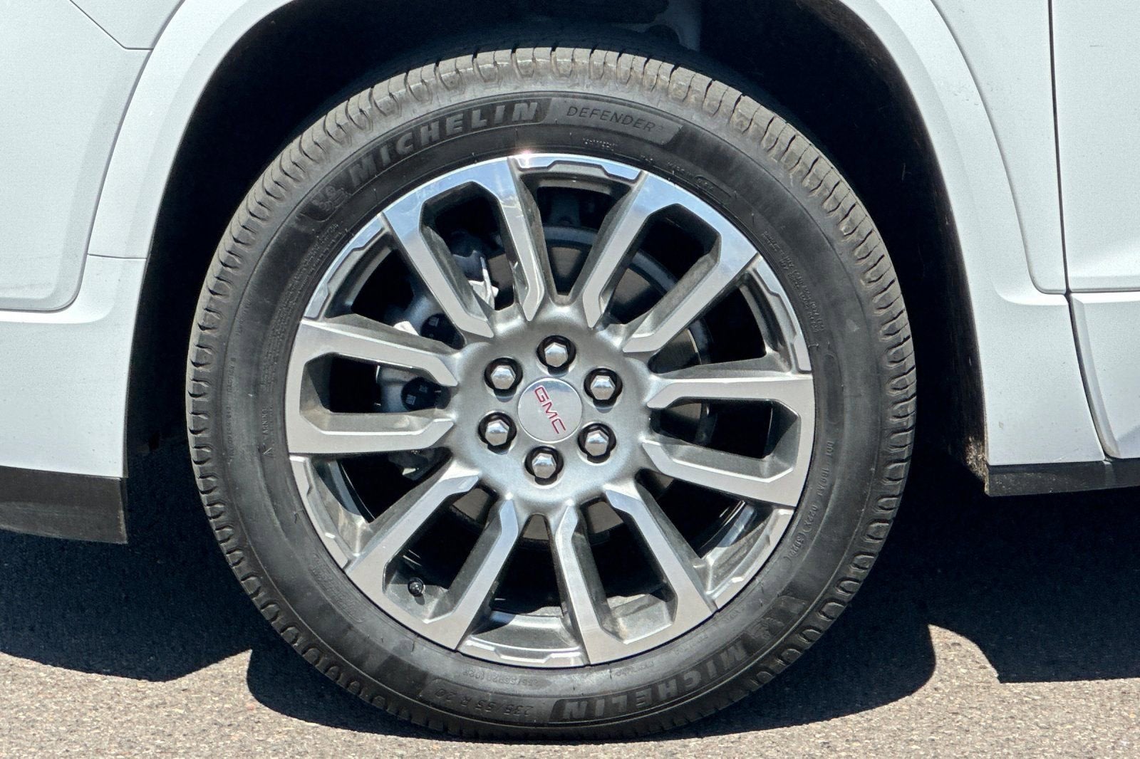 2021 GMC Acadia Denali
