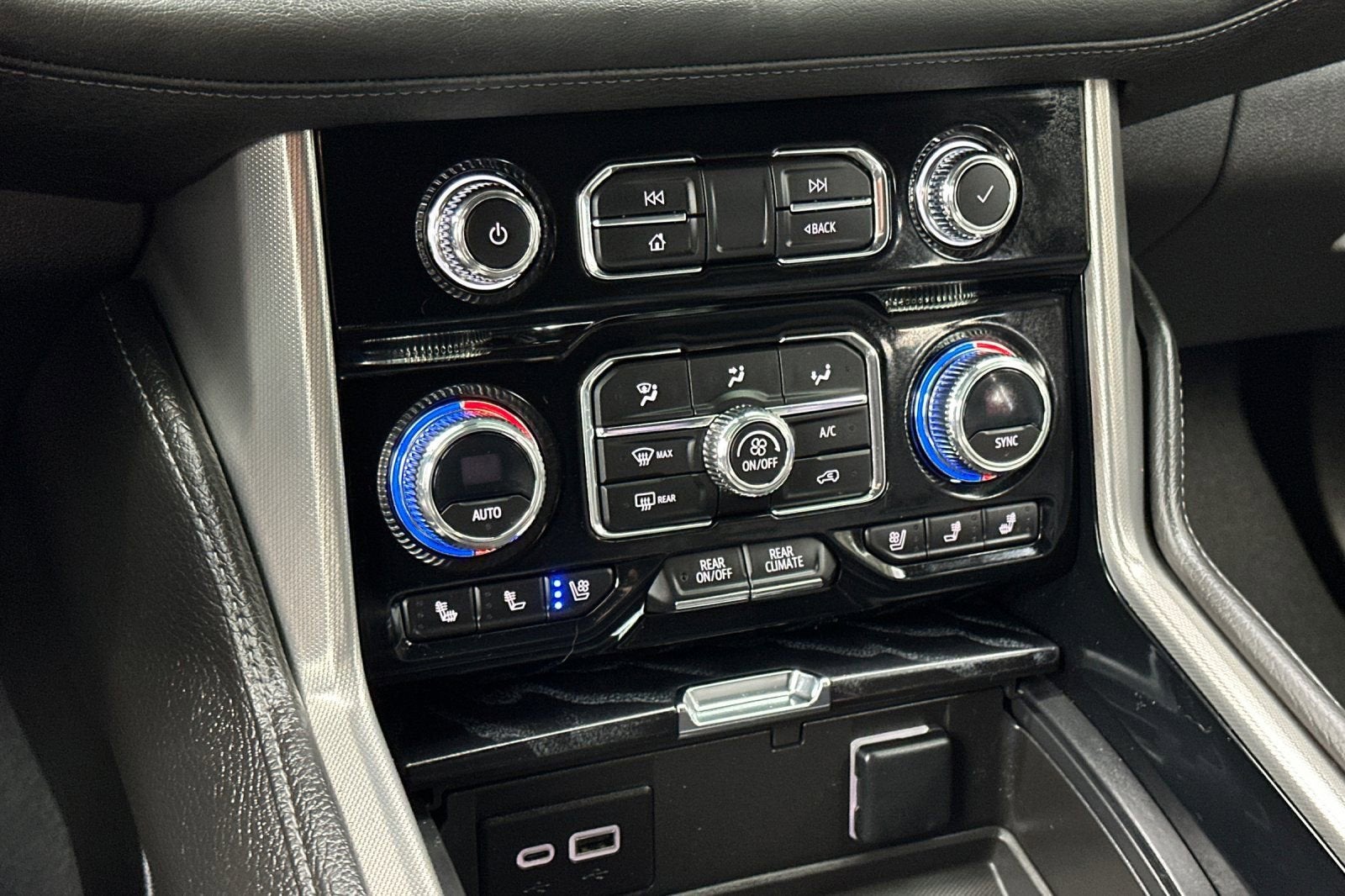 2023 GMC Yukon Denali