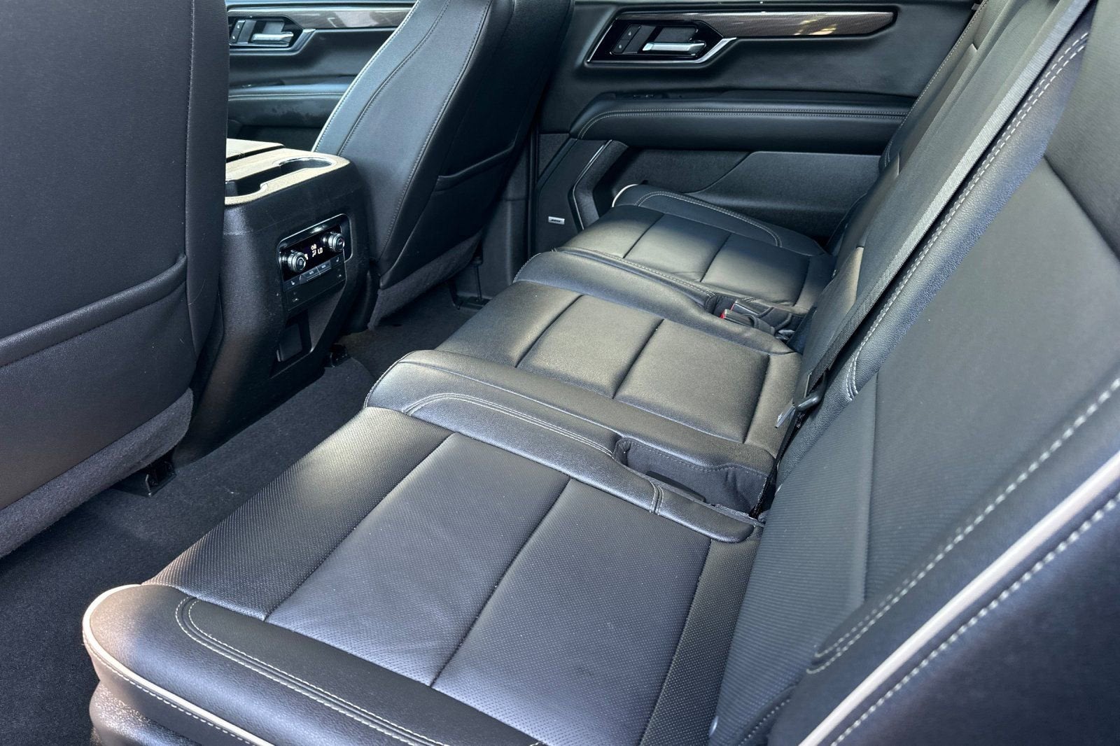 2025 GMC Yukon XL Elevation