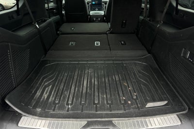 2025 GMC Yukon XL AT4