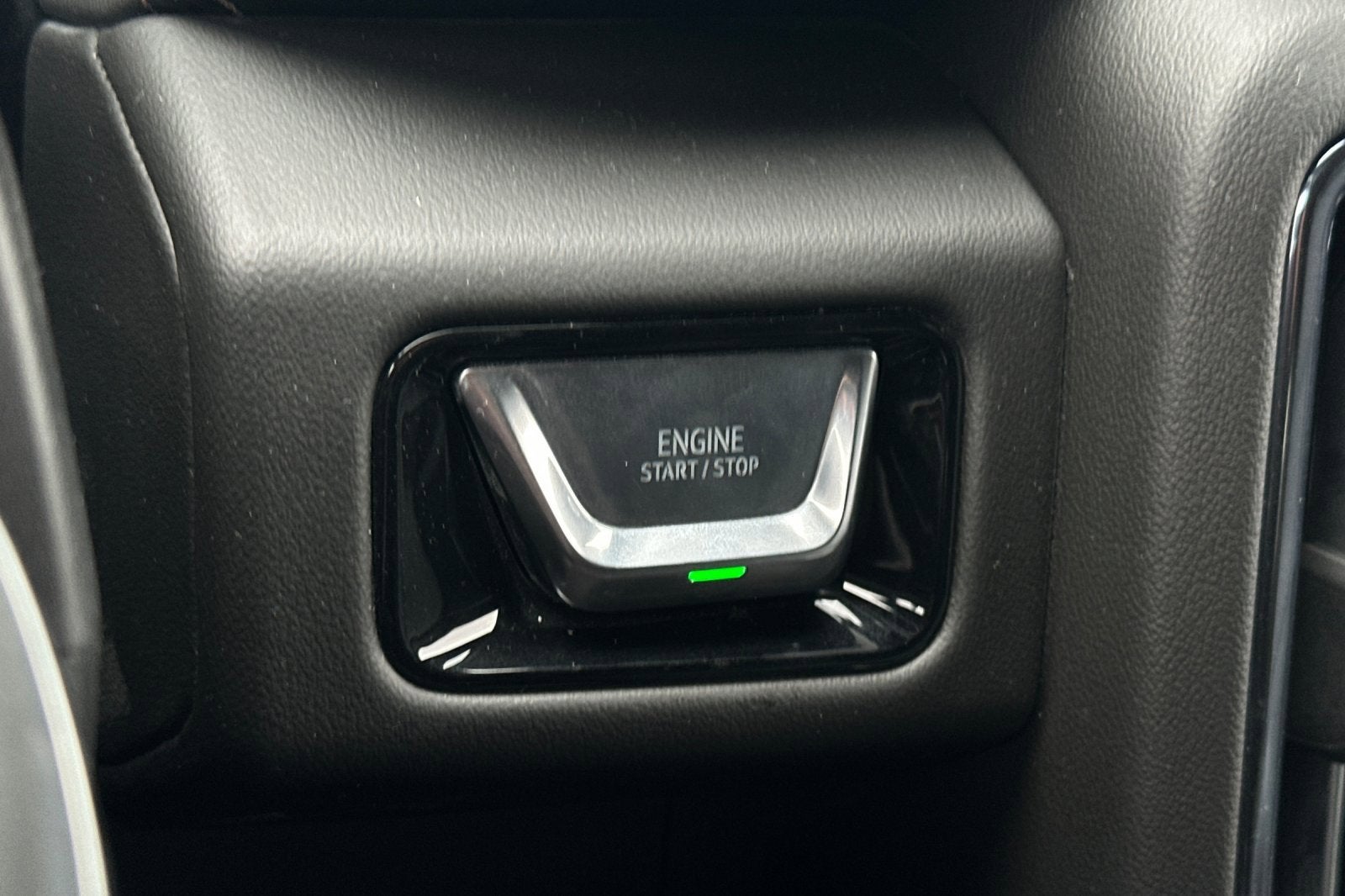 2025 GMC Yukon XL AT4